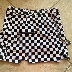 Women’s Carmar Checkered Skirt